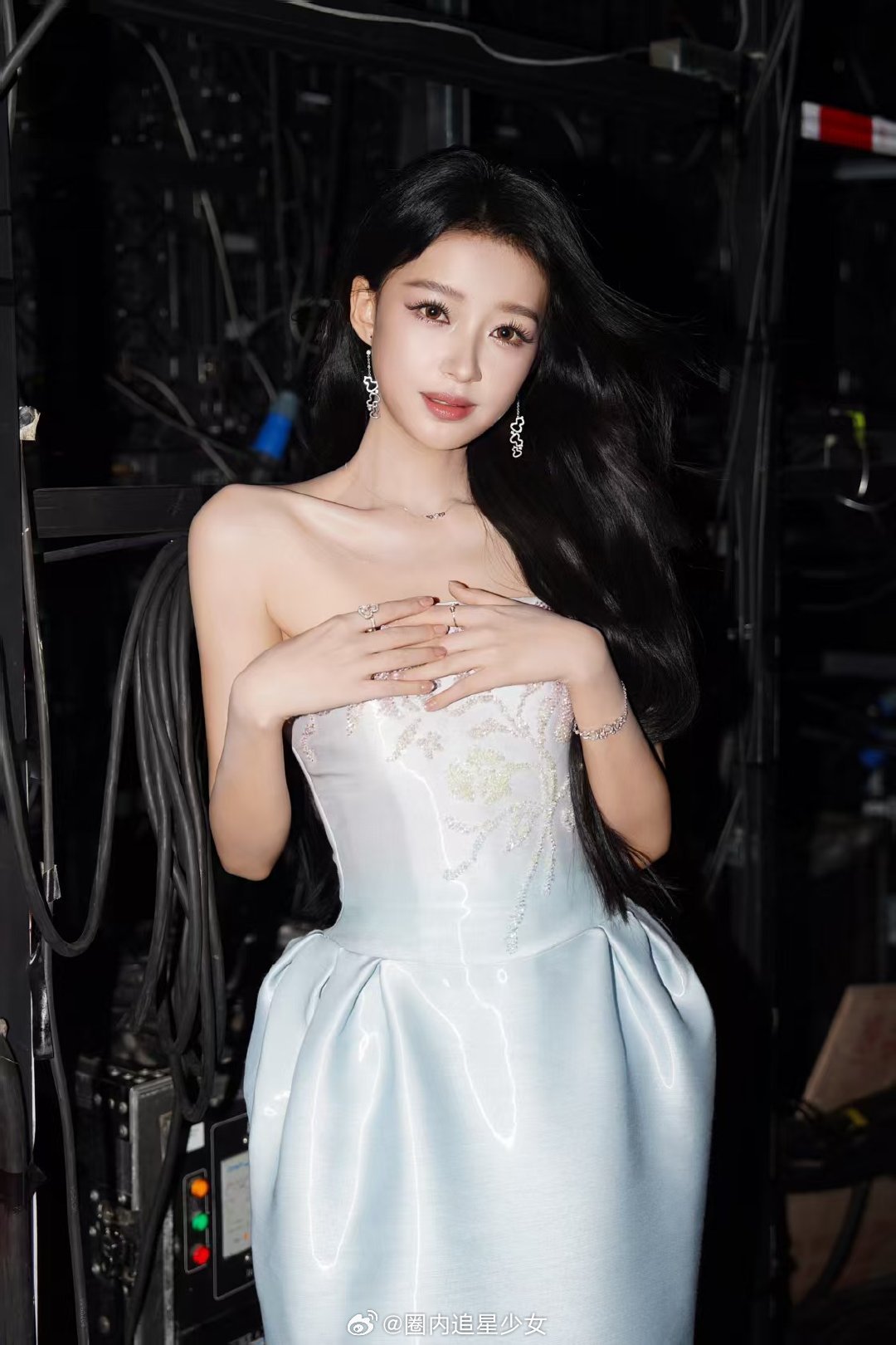 浪姐 女导演 从第一季到现在，每一季都有新亮点，姐姐们用心排练、全力演出，整体观