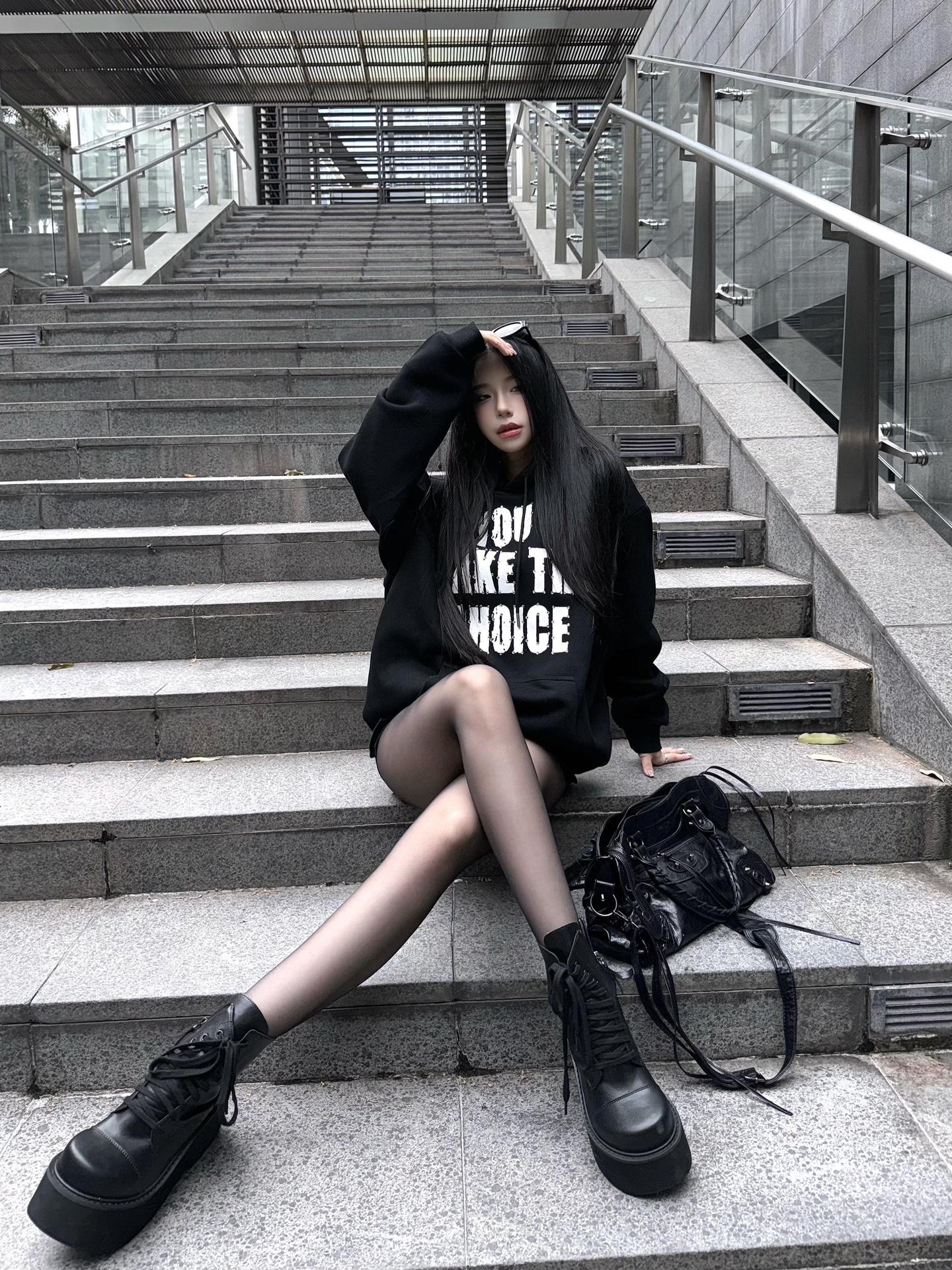 后来我学会了换位思考 确实你哪都不好