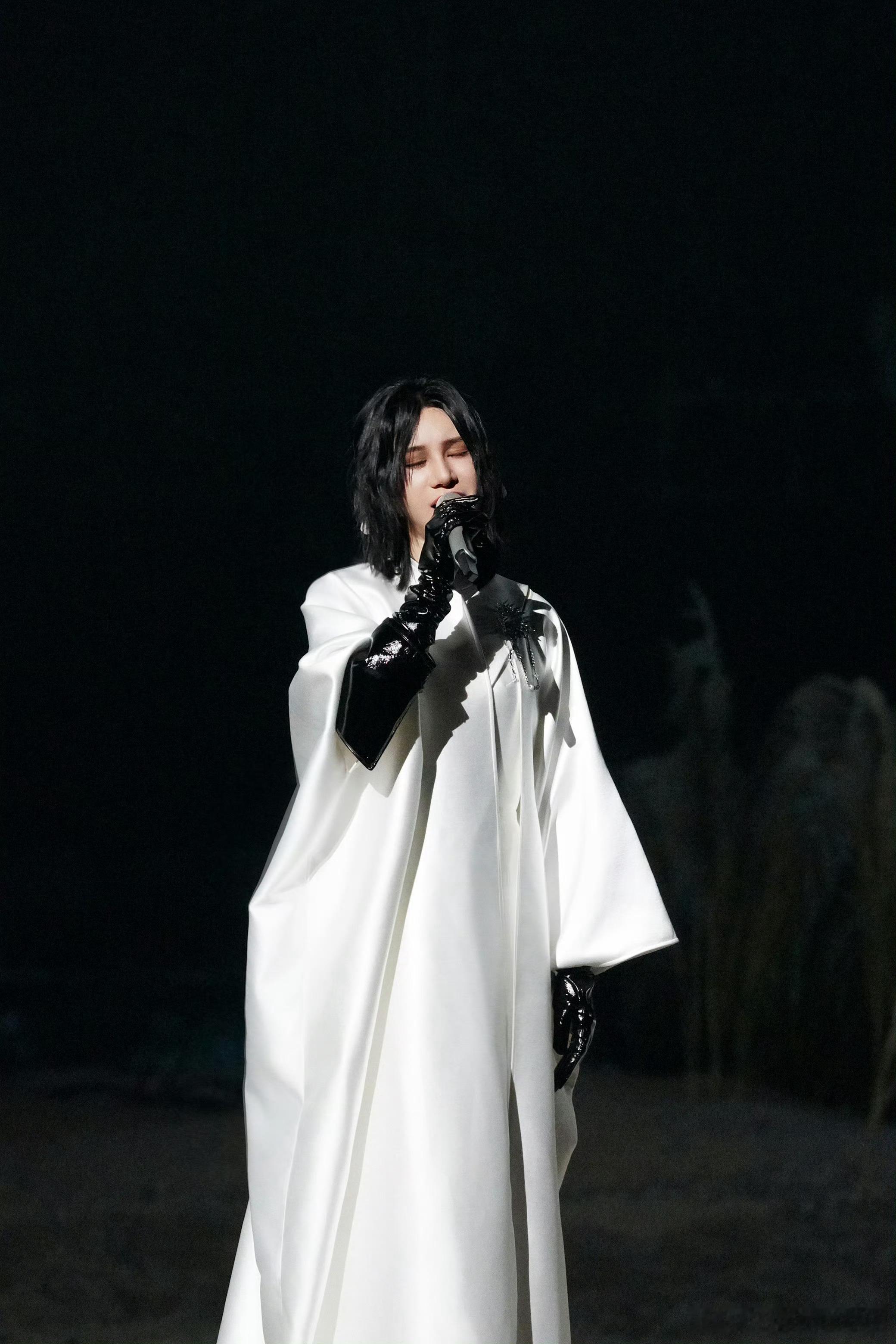 尚雯婕萨顶顶给王濛上大师课笑不活了！王濛乘风进修模式开启✋刚上完舞蹈课，转头就被