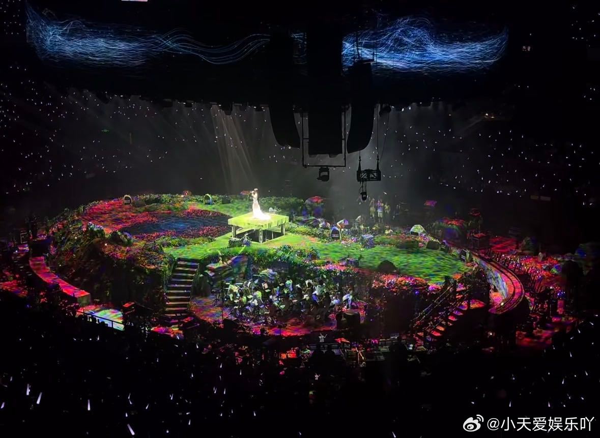 单依纯是纯妹妹演唱会总监制 难得的是，面对问题不推卸、不找借口，单依纯用诚恳态度