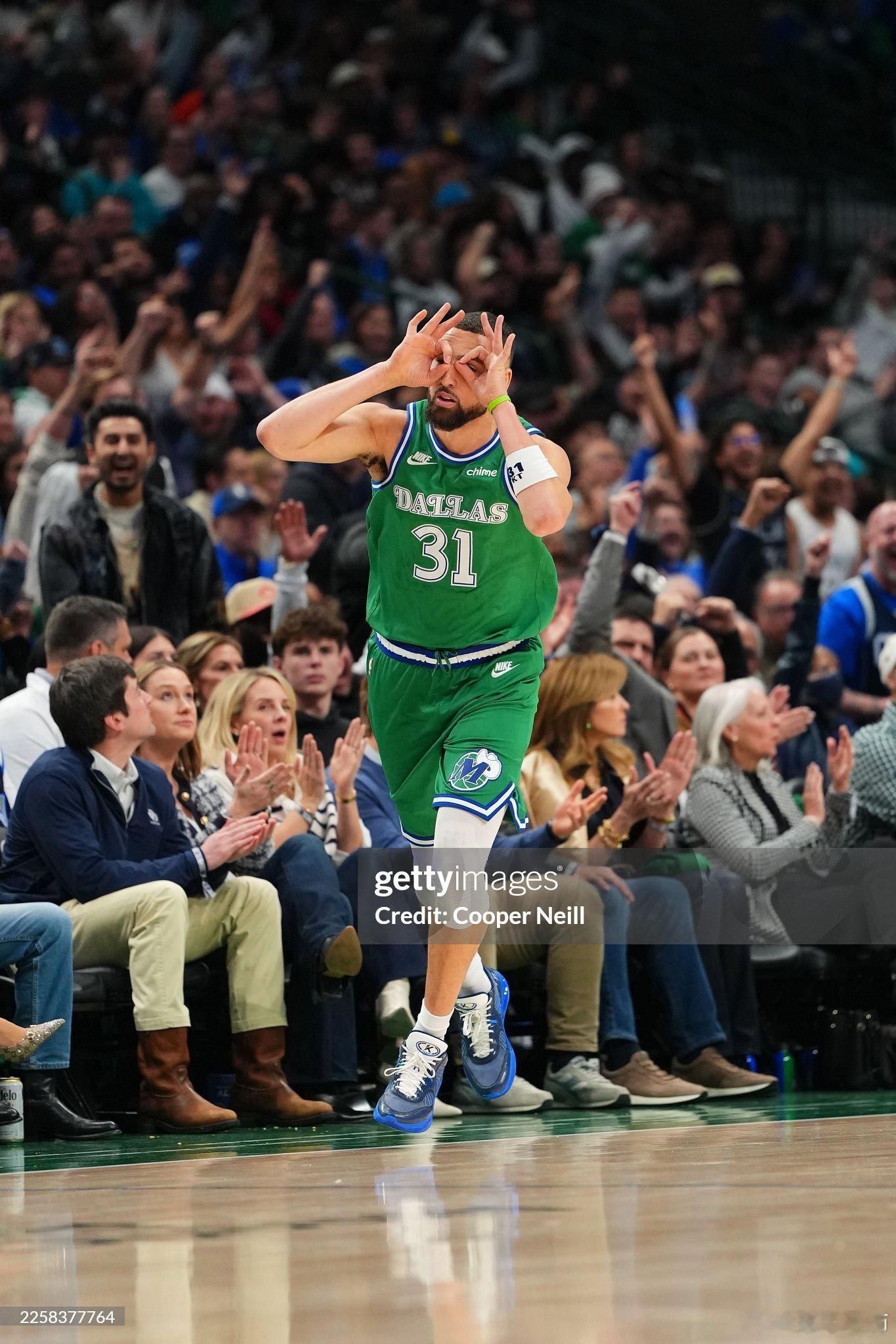 MFFL 据消息人士透露，达拉斯正在兜售汤普森￼，但目前没有收到任何积极的交易意