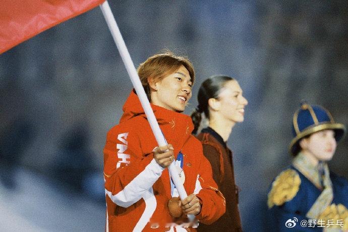 苏翊鸣说下个周期或许别样精彩： 对于运动员来说，我们的职业生涯是由很多个奥运周期