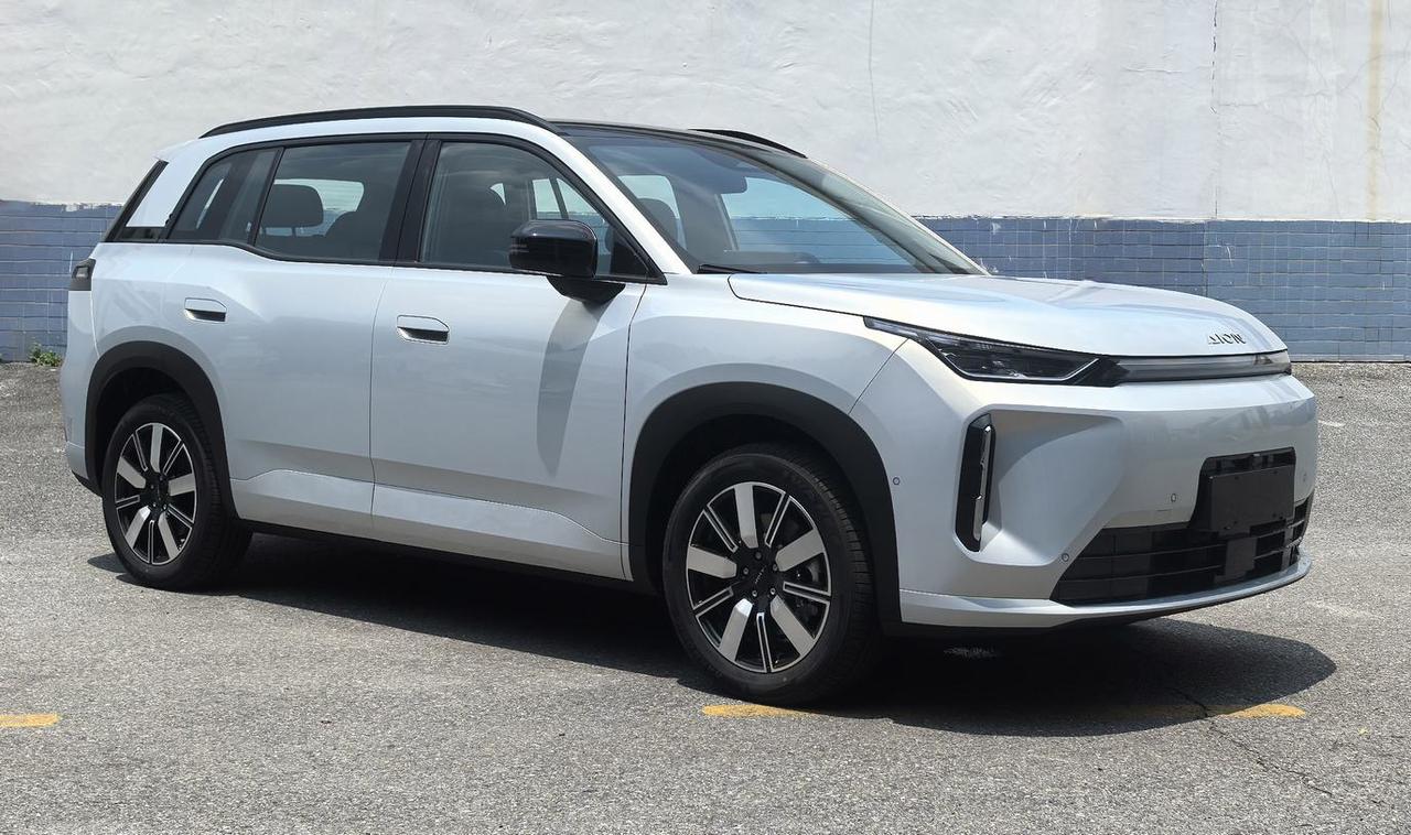 工信部408批次审批新车：广汽埃安I60纯电车型