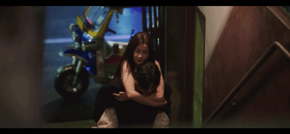 被困在双轨的夏日梦境不愿醒来 夏日甜梦太上头，每帧都好嗑，真的不想醒来看虐恋！ 