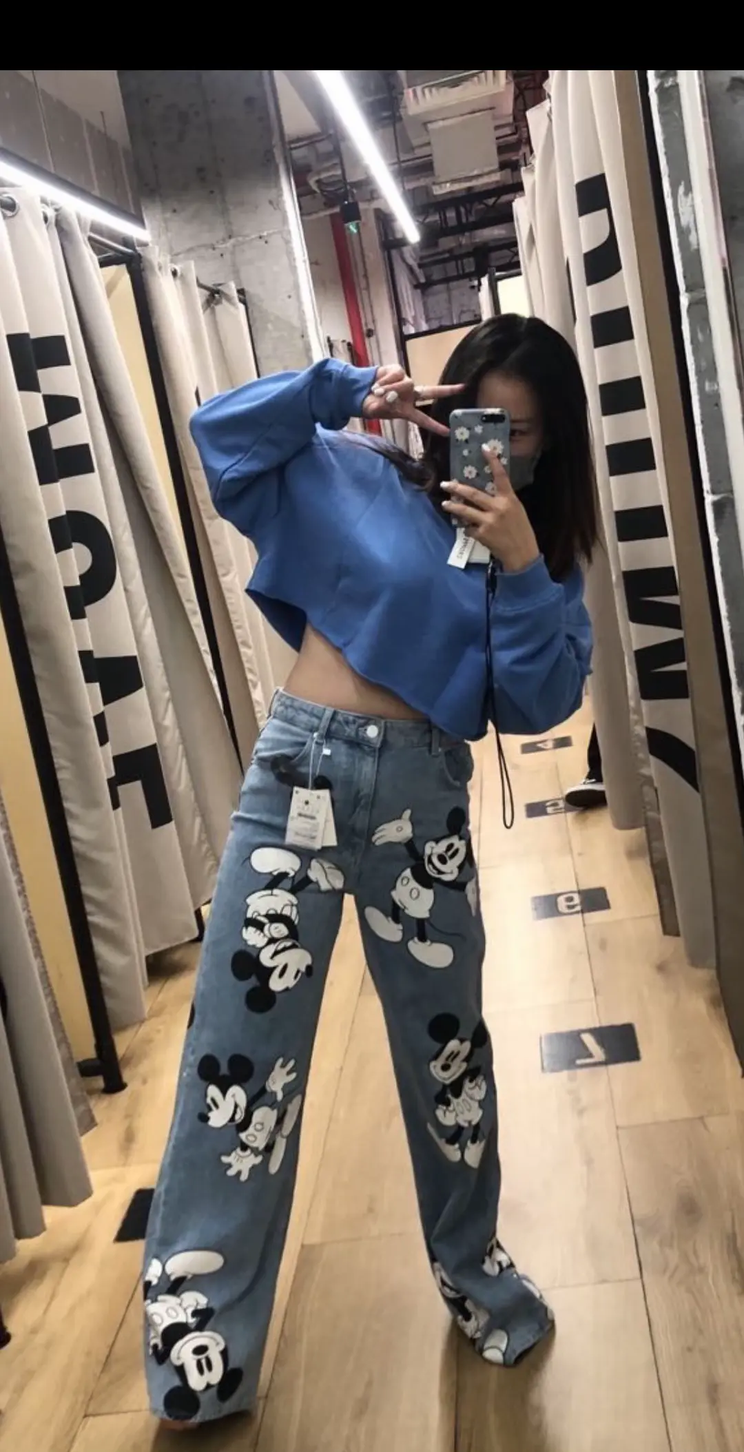真的后悔没有买这条牛仔裤 后来 再也遇不到一样的…