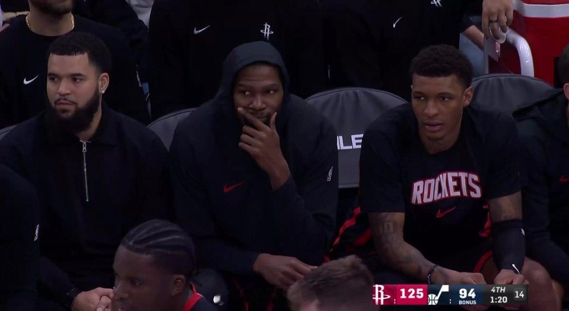 补觉去了，困的睁不开眼了！休斯顿火箭火箭战胜爵士火箭vs爵士