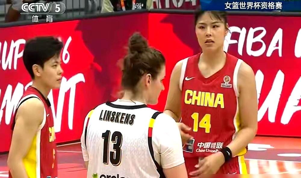 中国女篮这次输得有点惨，世预赛被比利时狂砍15分，三分球16中3，直接哑火！
