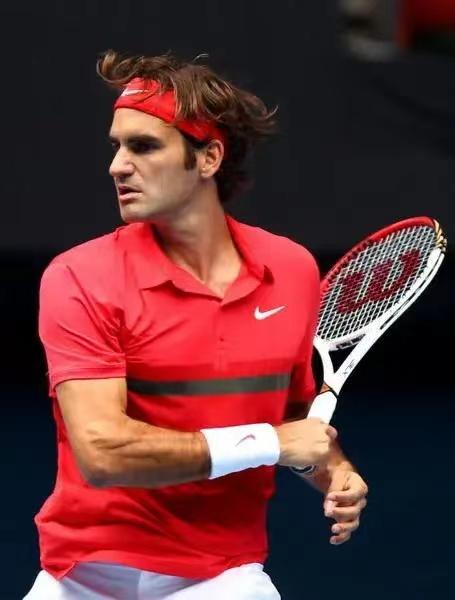 费德勒入选2026届国际网球名人堂💫
“能够入选国际网球名人堂，并与众多网球巨