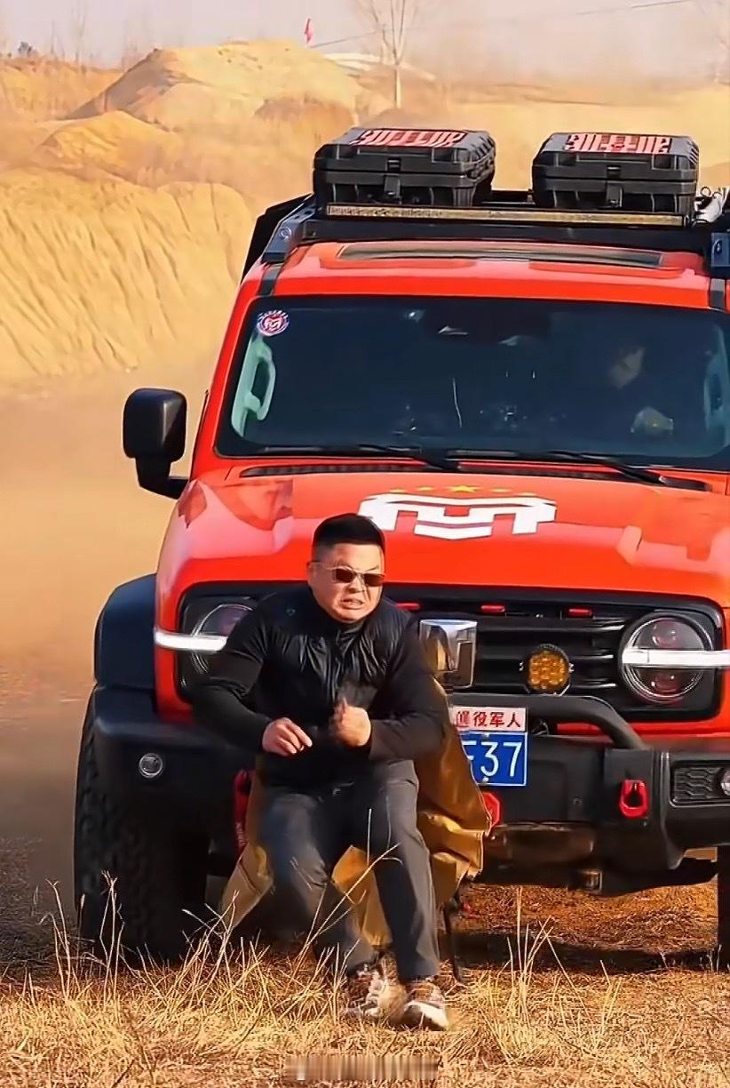 非常不建议大家拿自己的脊椎冒险为什么要拍这种被撞的视频呢？真无法理解。308_I