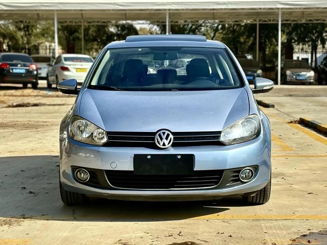 5万块买车，懂车的为啥都看底盘？这车给的，是“隐形安全气囊”
朋友们，咱5万买二