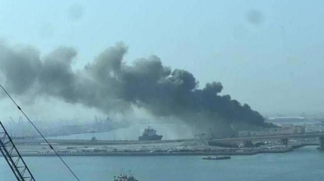 特朗普这回估计气得直拍桌子！伊朗竟然真下了死手，三线齐发，直接把美军中东防线捅了