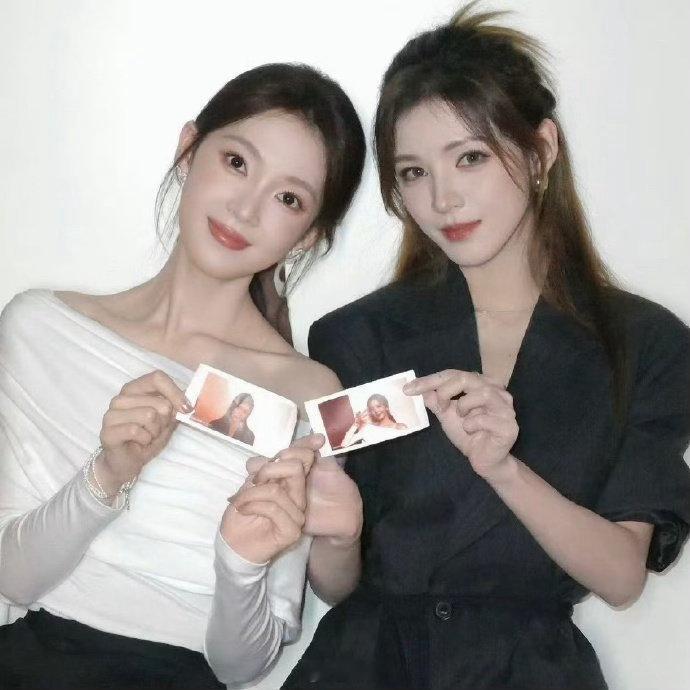 陈瑶送考张予曦陈瑶张予曦互相送考被陈瑶和张予曦双向奔赴的友情暖到了，之前予曦为瑶