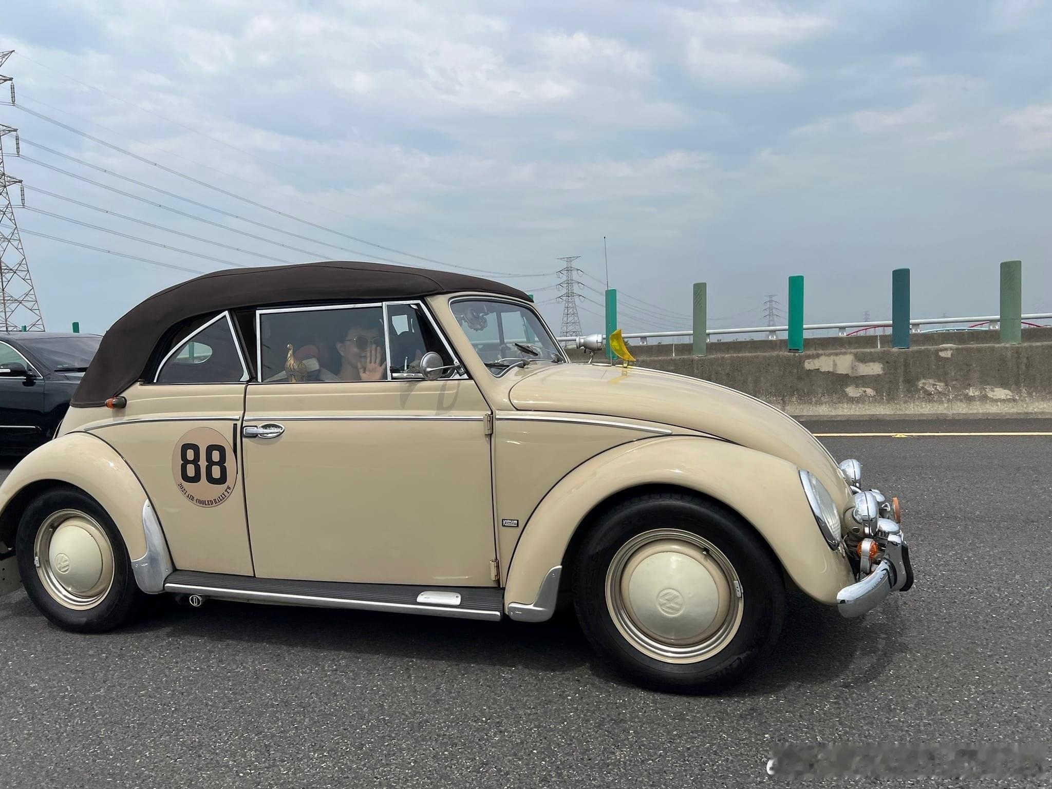 #台湾老车#全台最老最美的敞蓬老甲殼蟲 ​​​