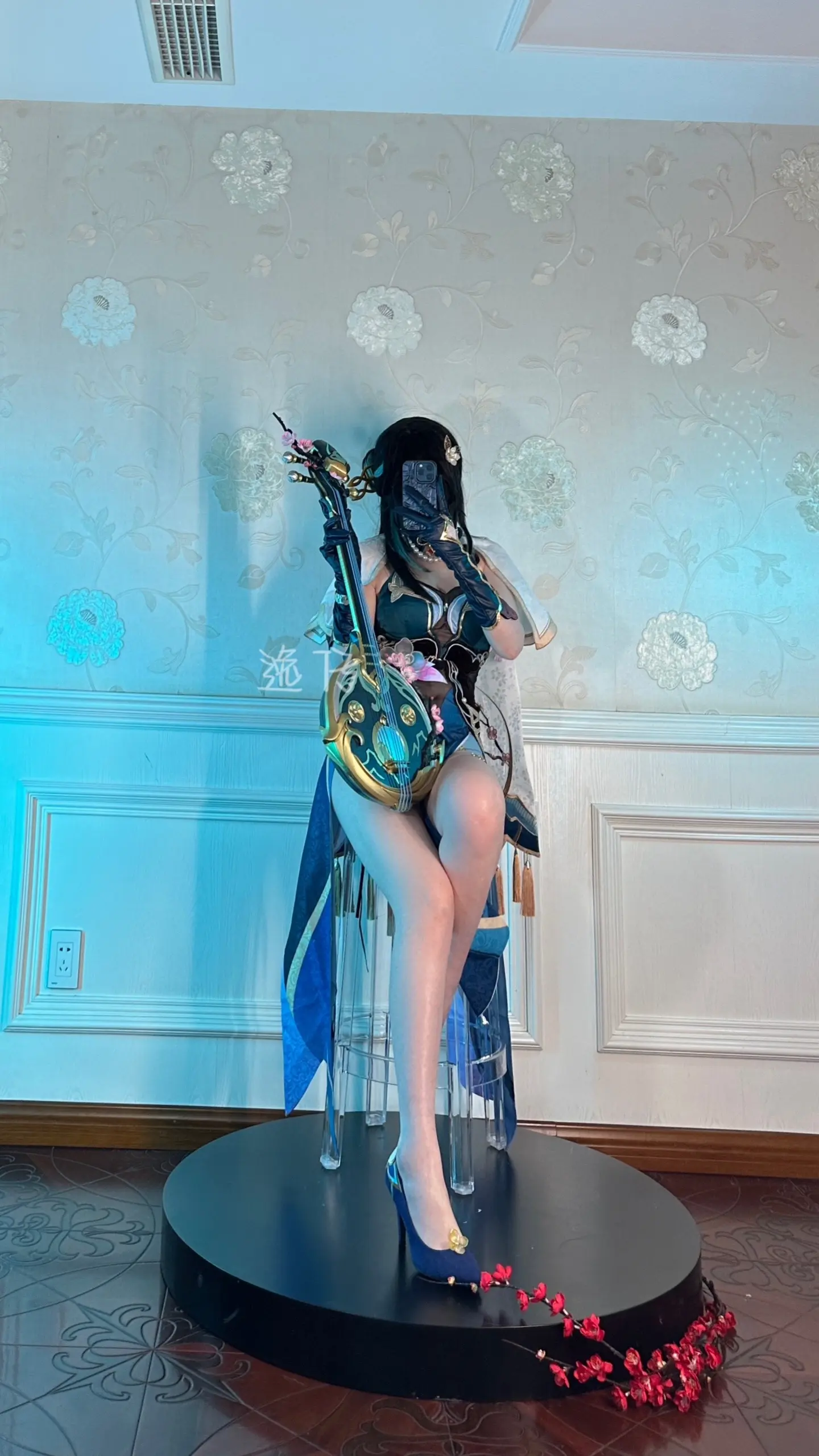 琴弦波动，时间便流往过去。