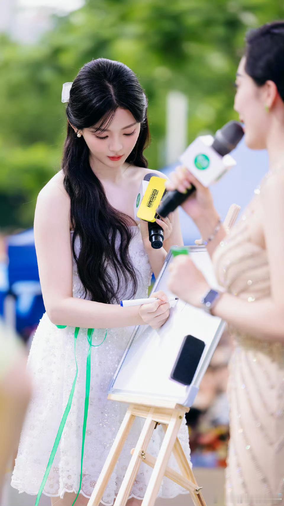 早安朋友们！天晴了心情也好了 ​​​