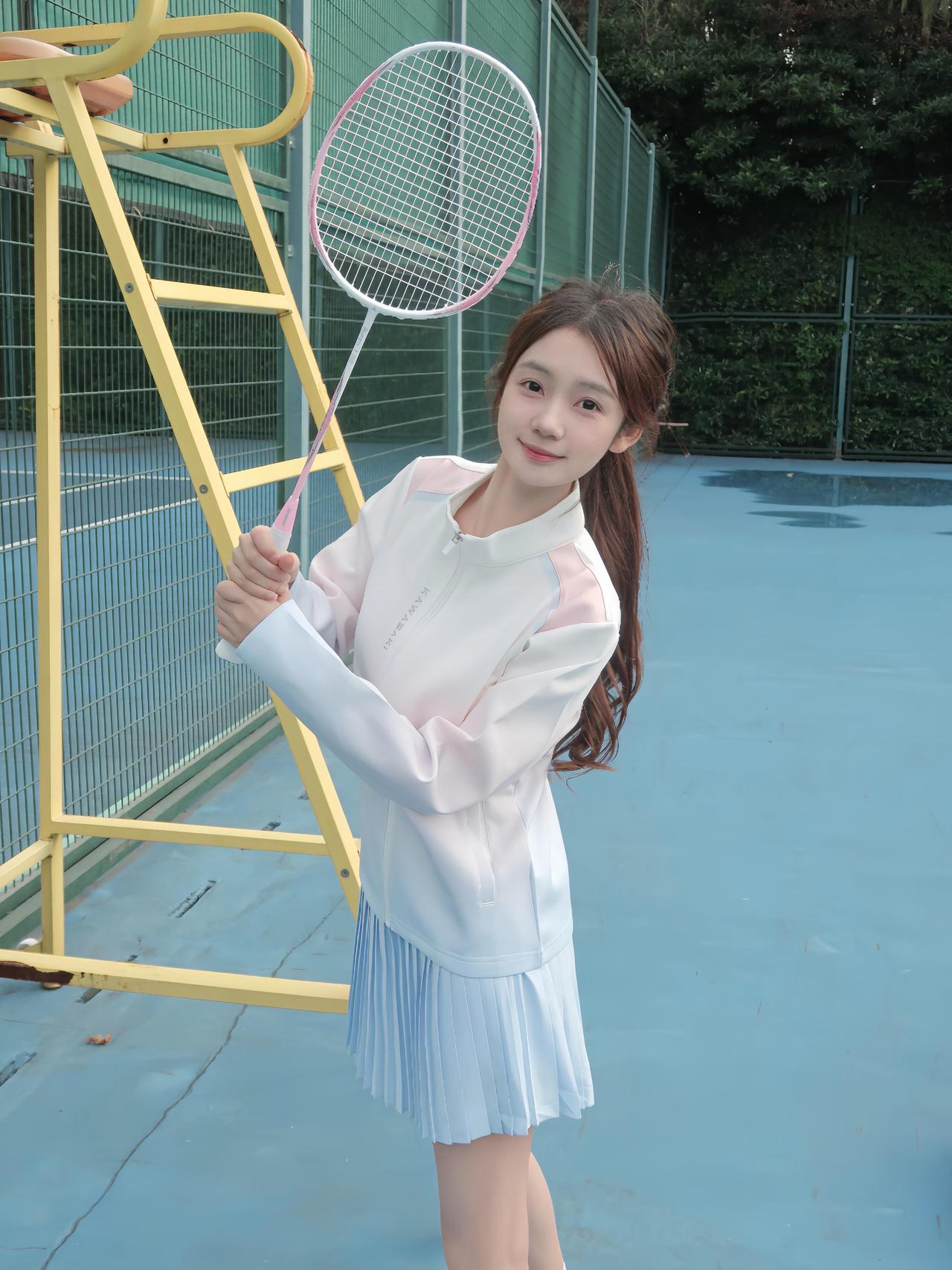 可爱少女俏皮灵动 运动女生