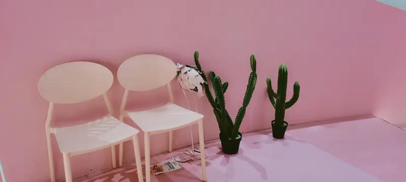 现在大家都喜欢拍照打卡，我觉得背后其实是想记录。
很多人说拍照是为了发朋友圈炫耀