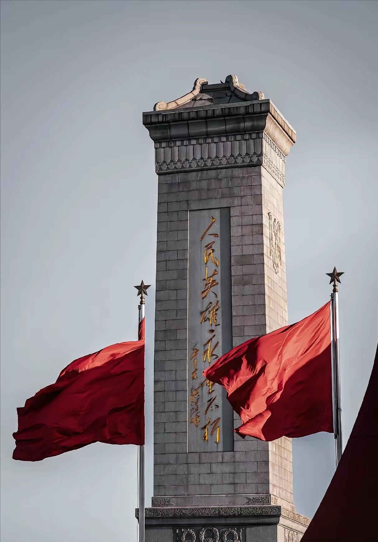 一笔硬账
以前读史书，总觉得汉武帝太猛了，动不动就打仗，把国家折腾得元气大伤。年