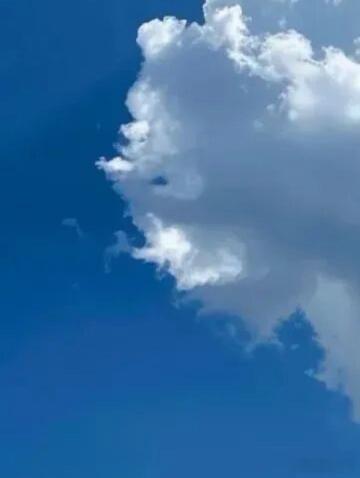 周三的早晨，早🌞。天气很热，注意防暑降温！加油！ 