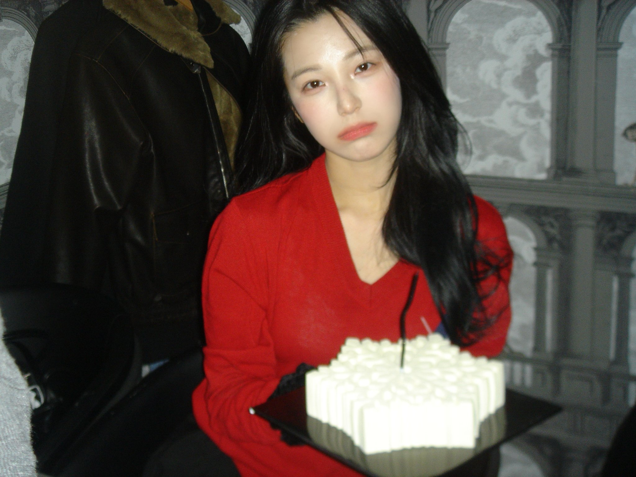 251229 fromis_9 Jiheon白知宪 