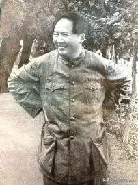 杨尚昆之子杨绍明：我们永远不能忘记毛主席是党、国家和人民军队的伟大缔造者。当然他