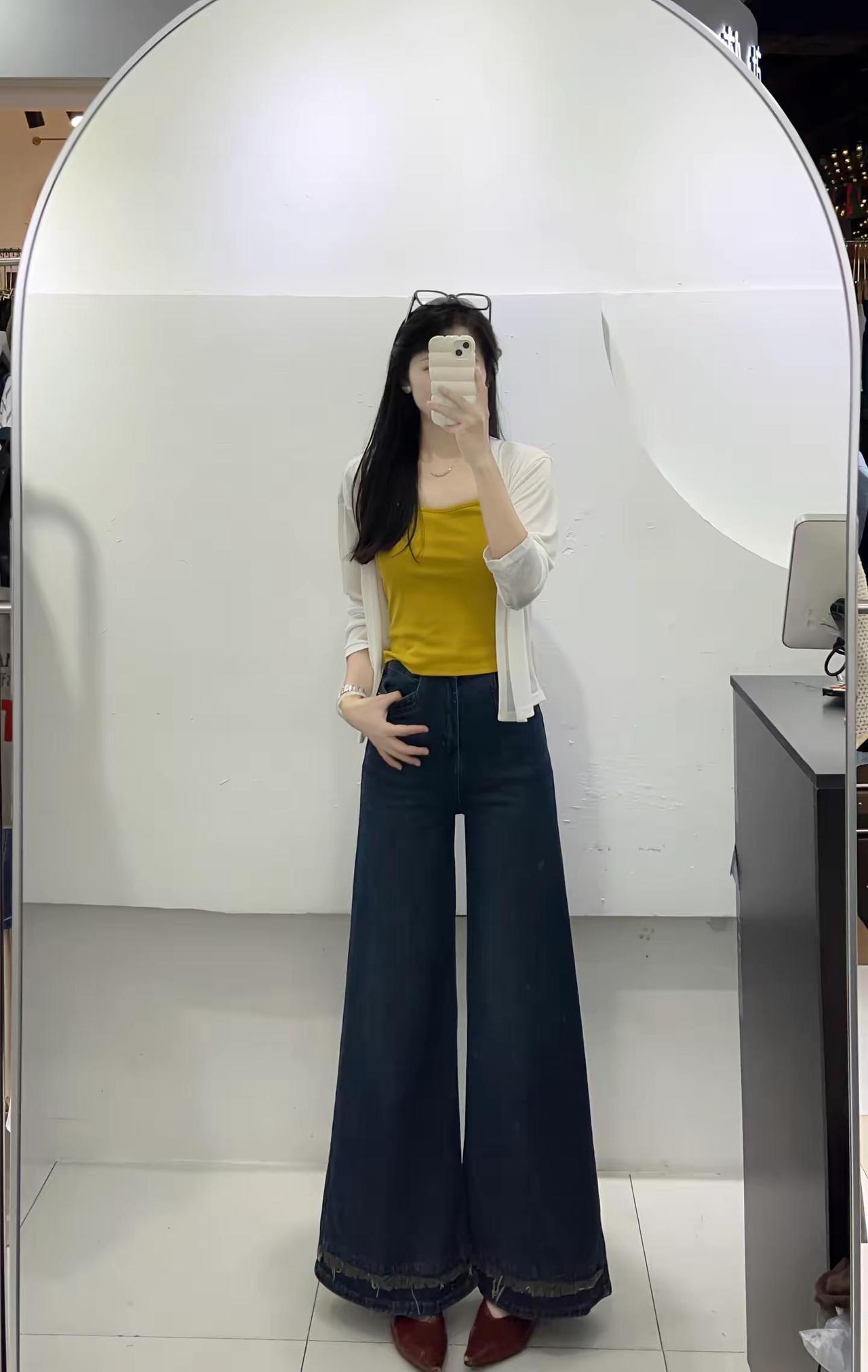 眼泪和坚持一样伟大。穿搭的尽头是极简 穿搭技巧 这个bgm少不了甜妹 简约穿搭