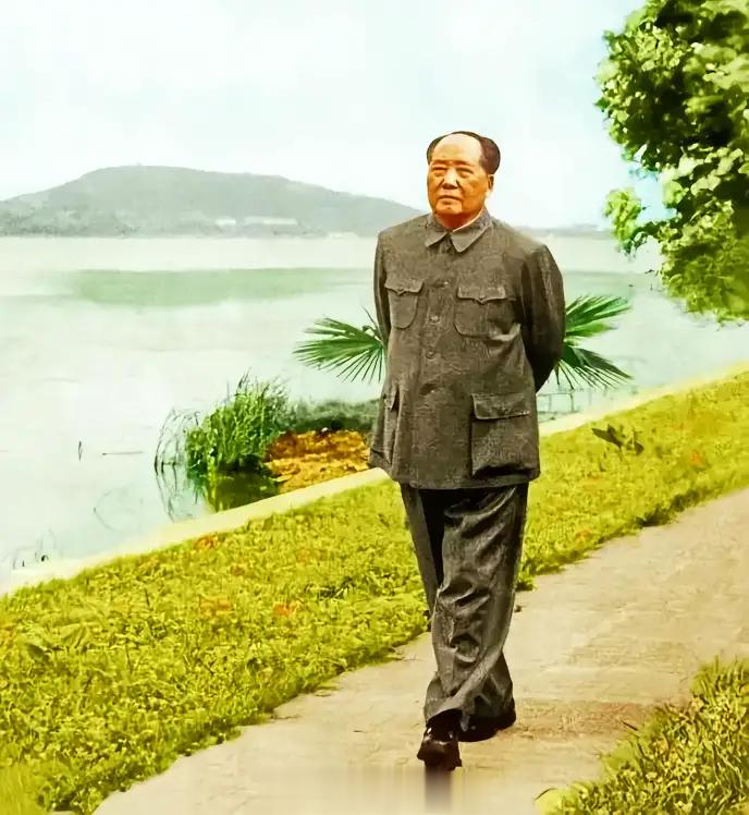 美军教官答中国记者问：中国记者问：韩战对于美军来说，是“平局”还是“败局”？美军