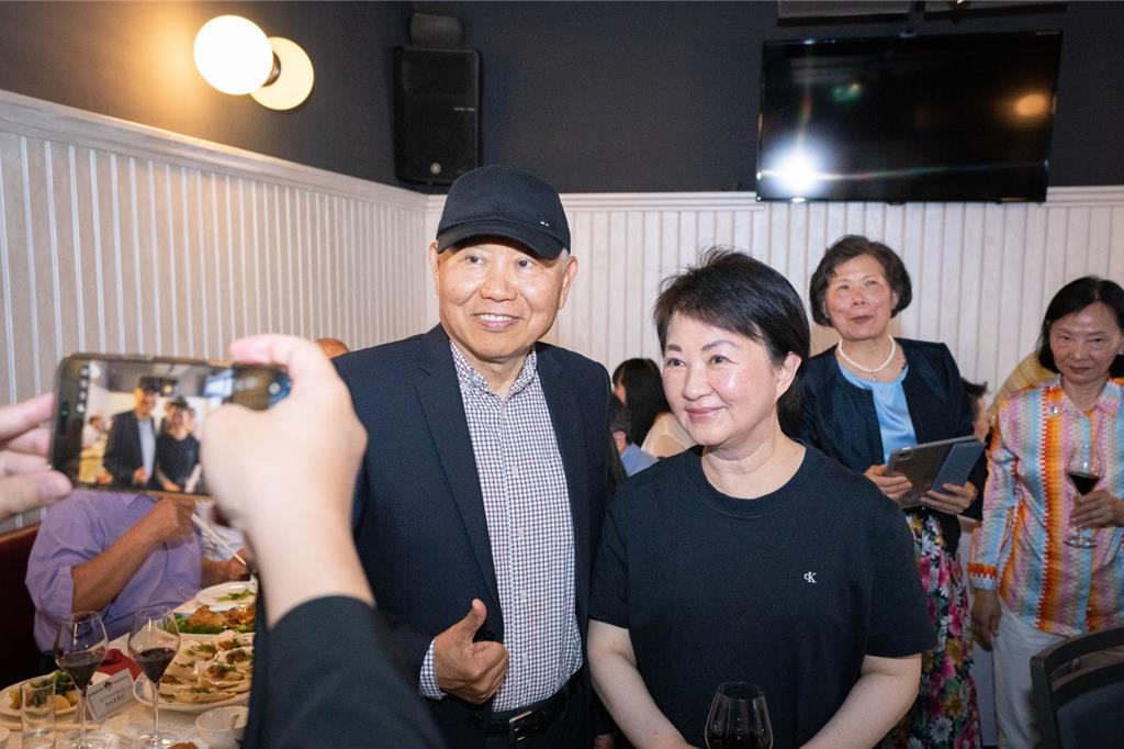 卢秀燕访欧之旅结束，兜售台湾“民主自由”价值
台中市长卢秀燕欧洲行最后一天，今天