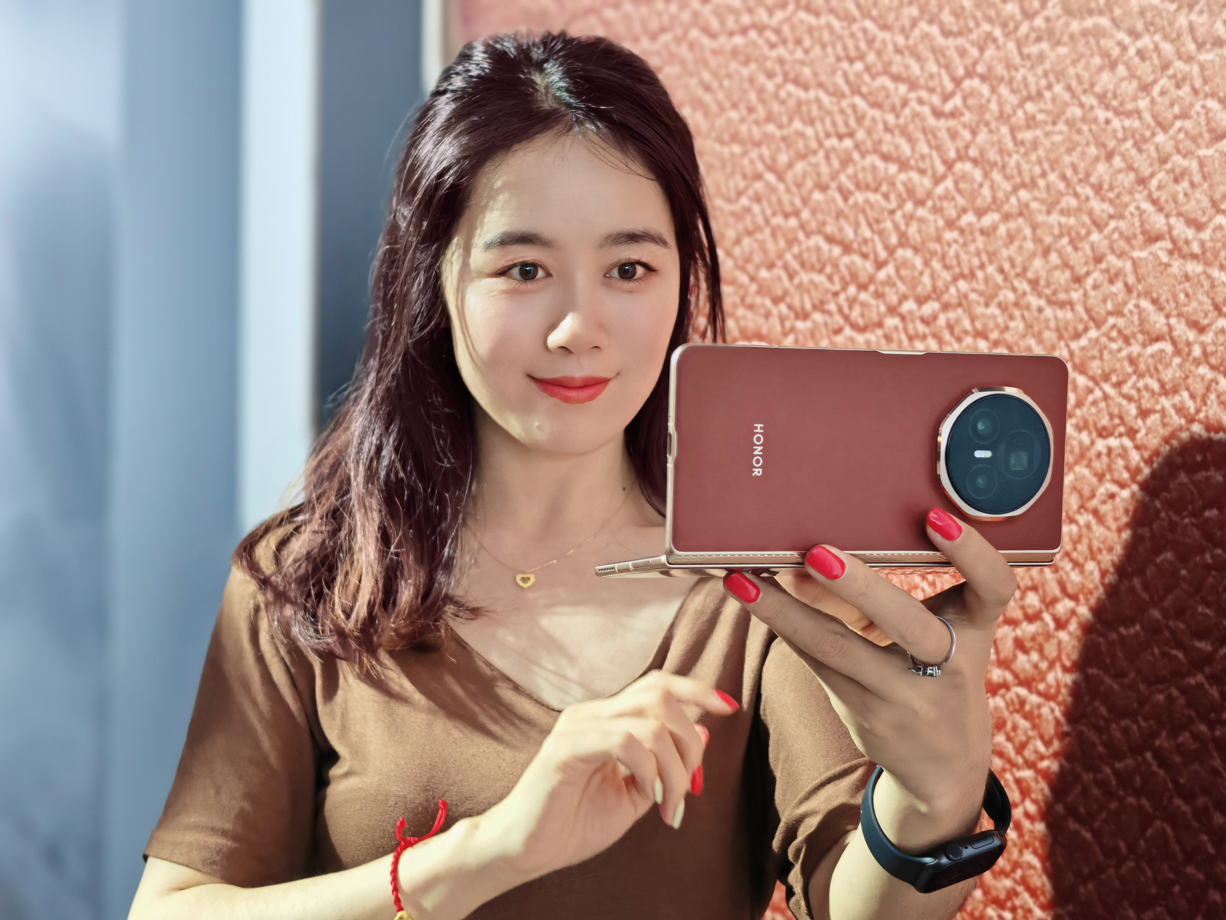 你家被哪个数码品牌承包了我家即有华为，也有苹果、小米其他数码产品😂，所以数码产