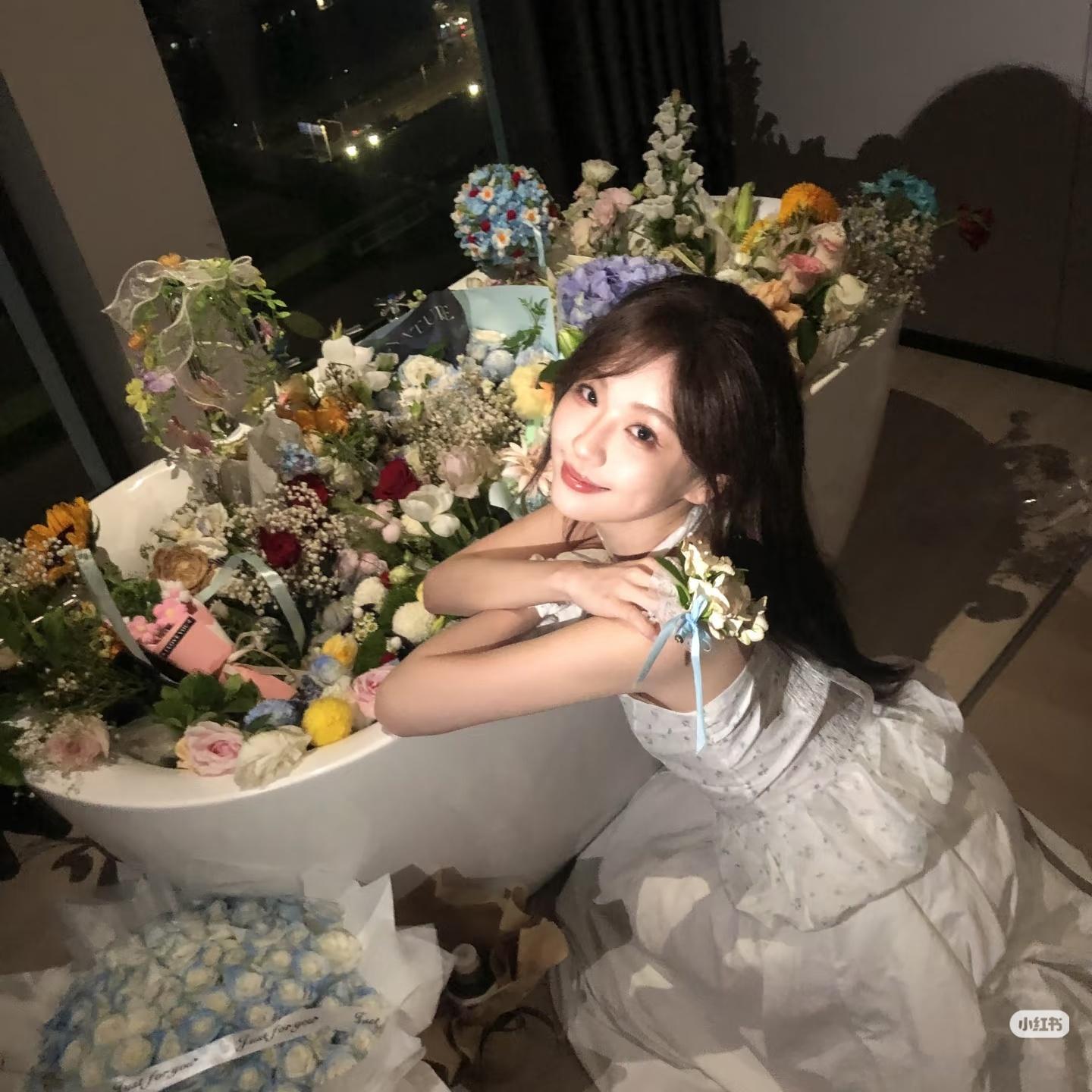 女孩你好美呀这个邓灵枢太会拍了吧 