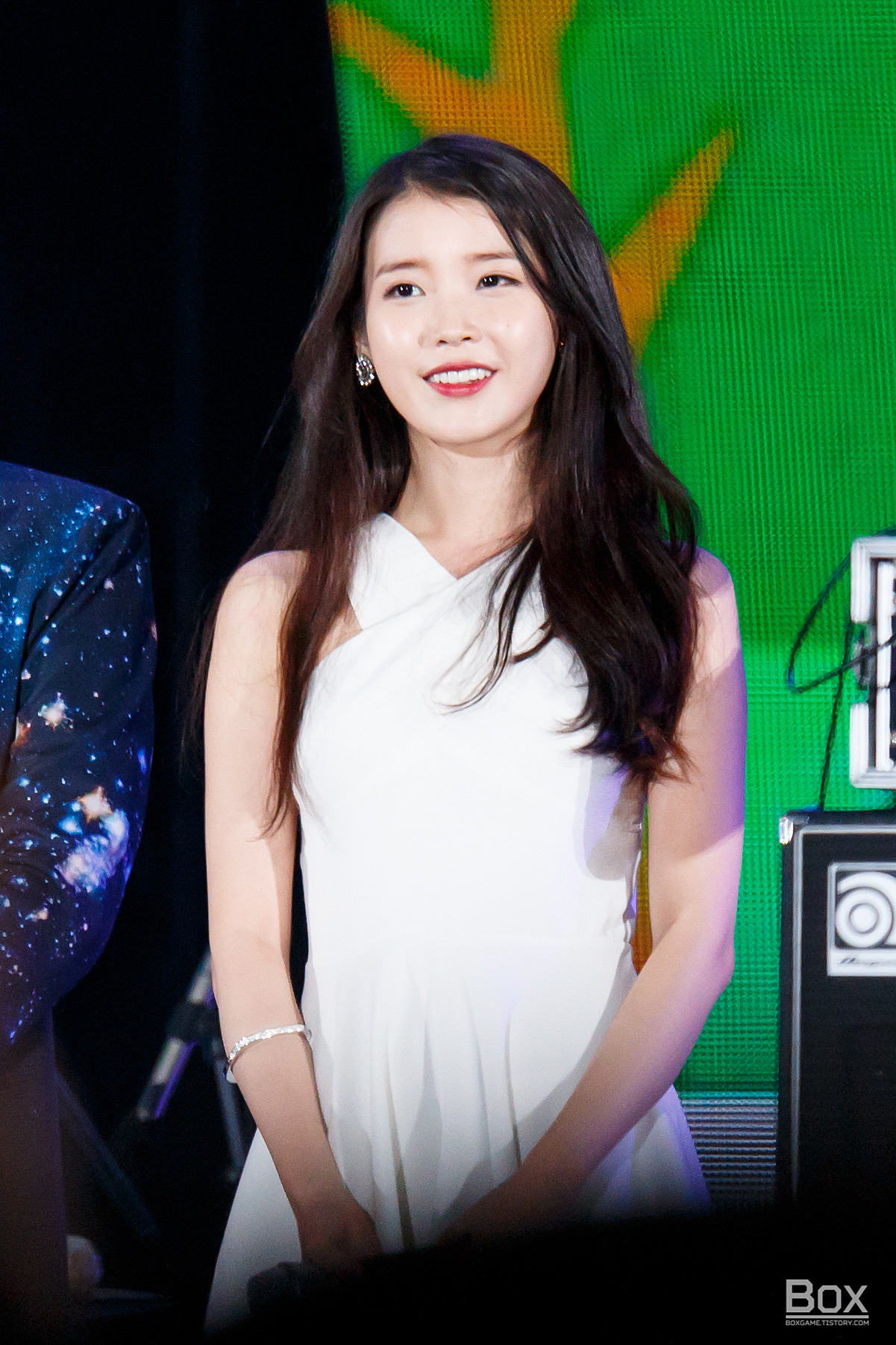 IU  ❤️IU韩国第一女solo 2015年时光机🐥150813 IU无限歌