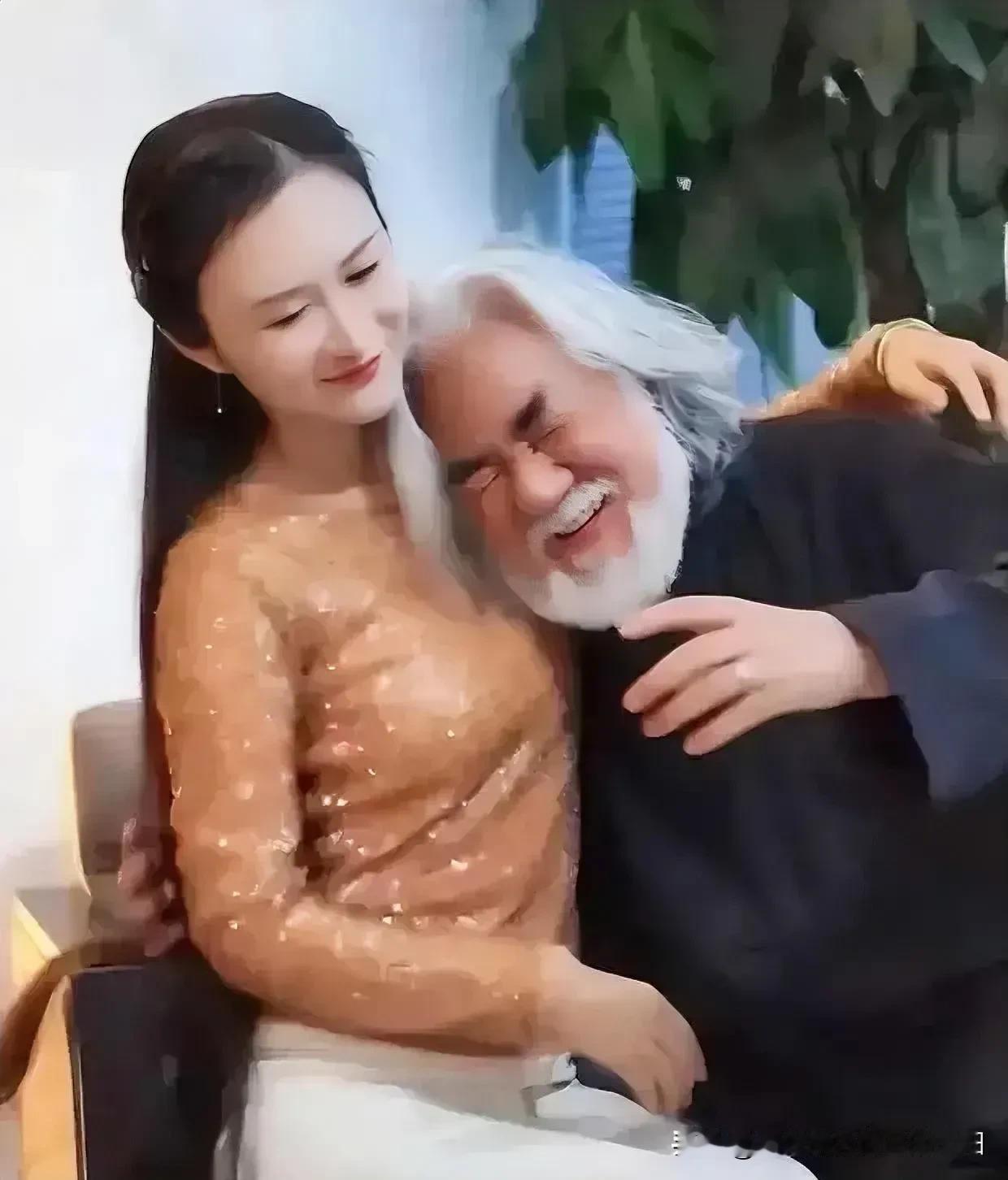 杜星霖可真厉害，博士研究生，嫁给了大她20岁的张纪中，给他生了4个孩子。
女人还