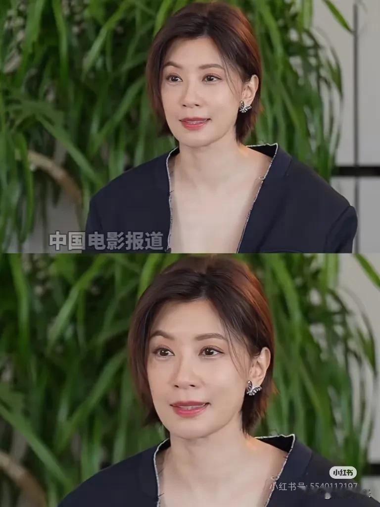 不是姐....这可是央视镜头啊！
童年女神状态好年轻啊，51岁比我这黄皮女大都白