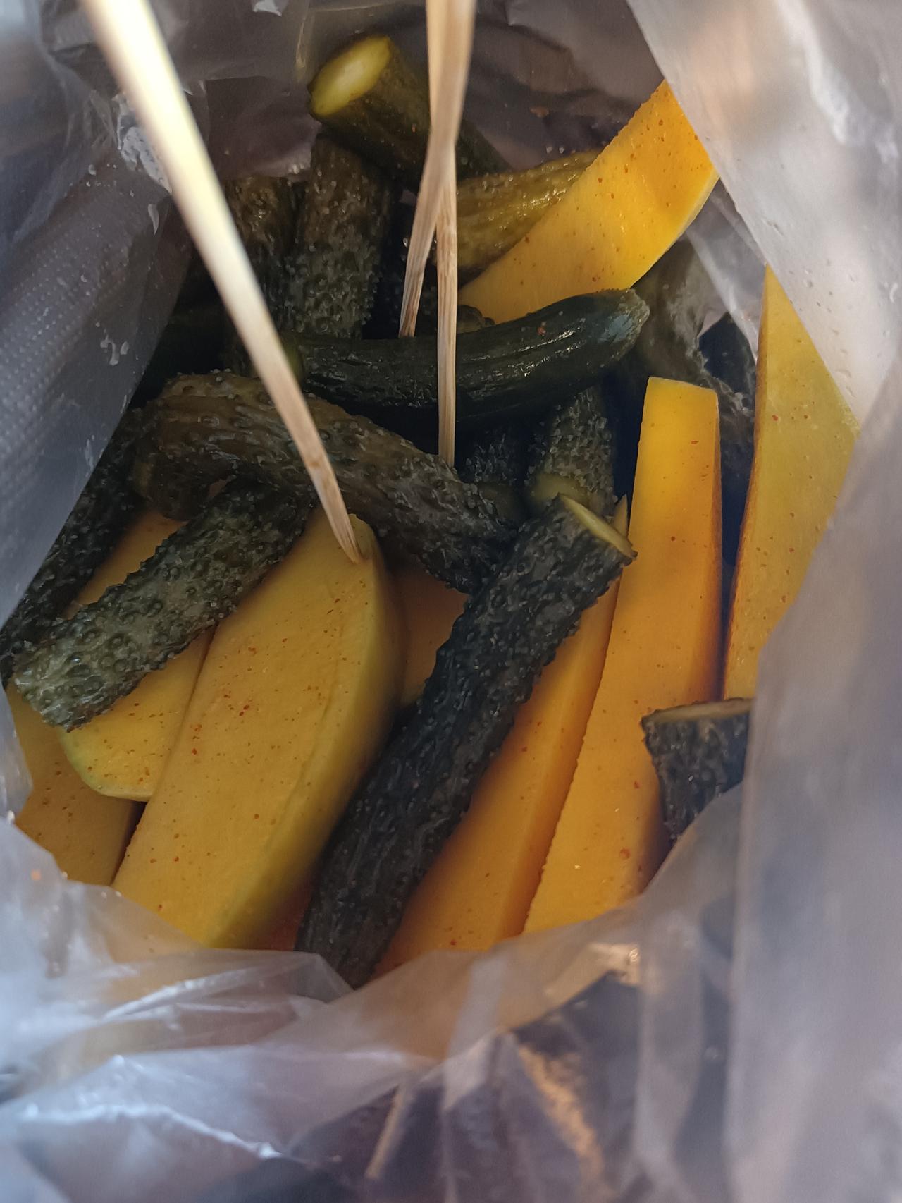 大恩如大仇，表妹救了她那患白血病的叔叔，结果被告上法庭。

那一年表妹才25岁还