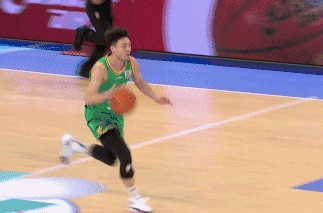 辽宁首节29-20领先江苏三个原因
北京时间12月3日，CBA俱乐部杯，辽宁首节