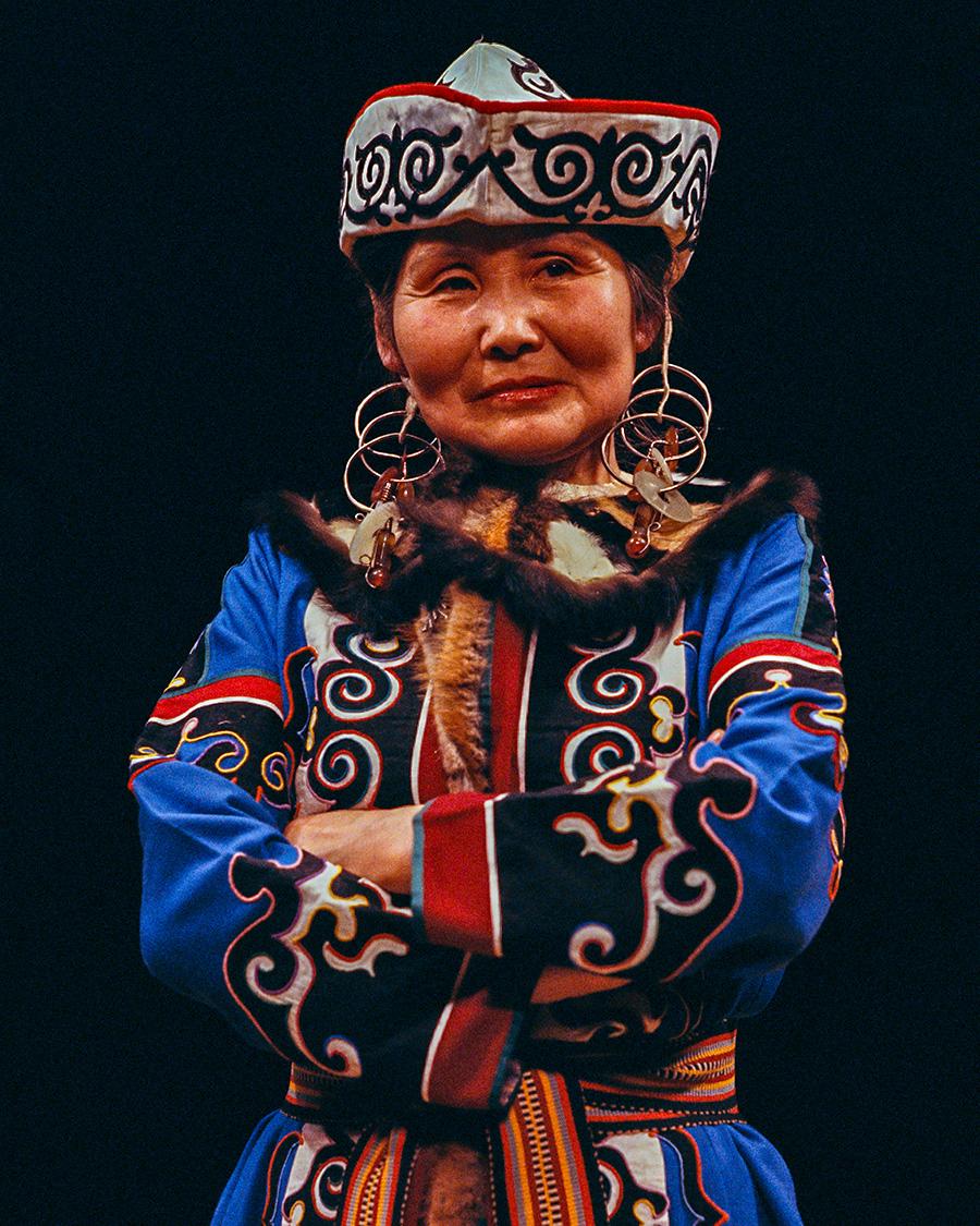 俄罗斯联邦生活着190多个民族。今天我们要重点介绍的是赫哲族！
俄罗斯境内的赫哲
