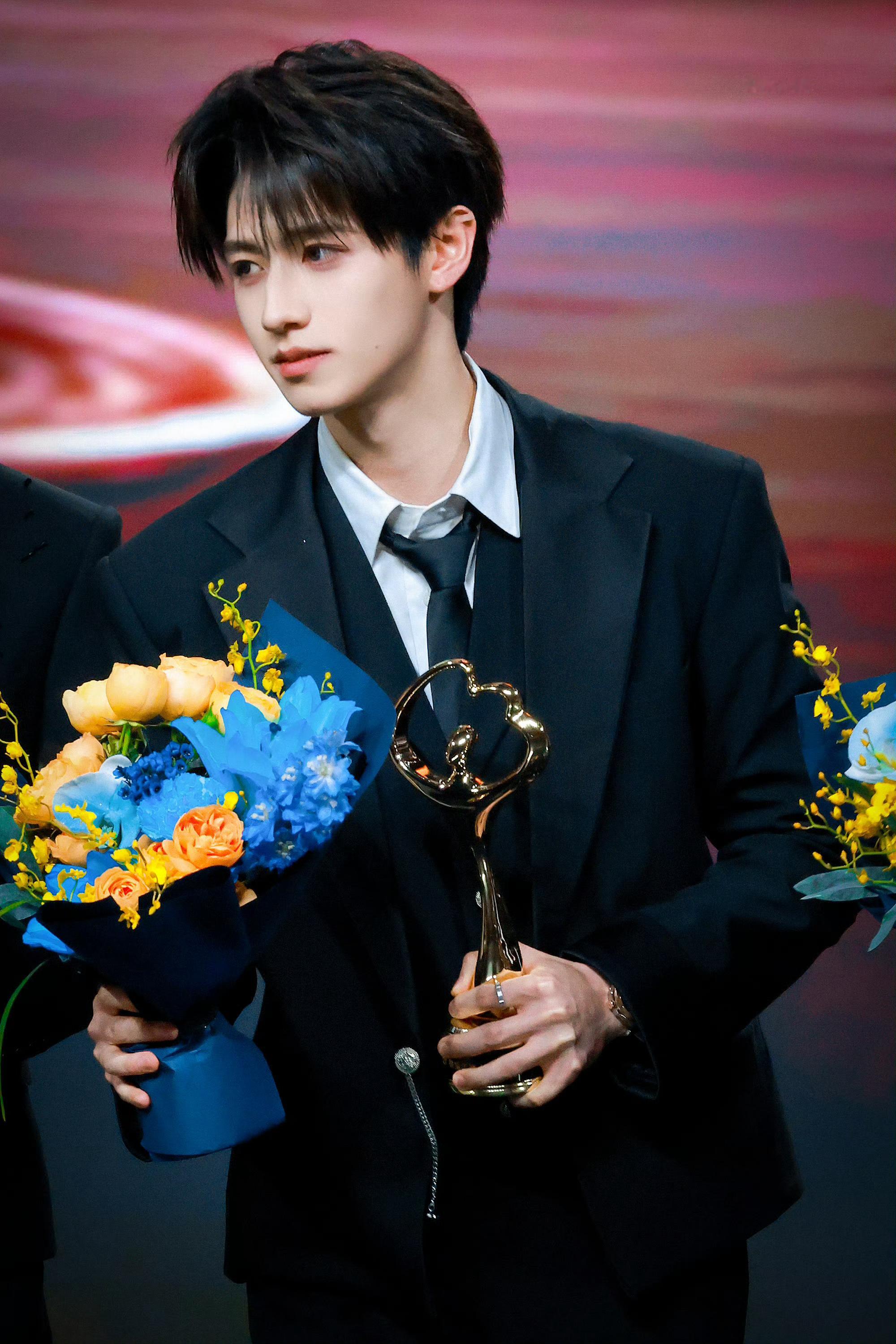 朱志鑫  帅到抓狂！！最伟大的脸蛋拥有者22X 