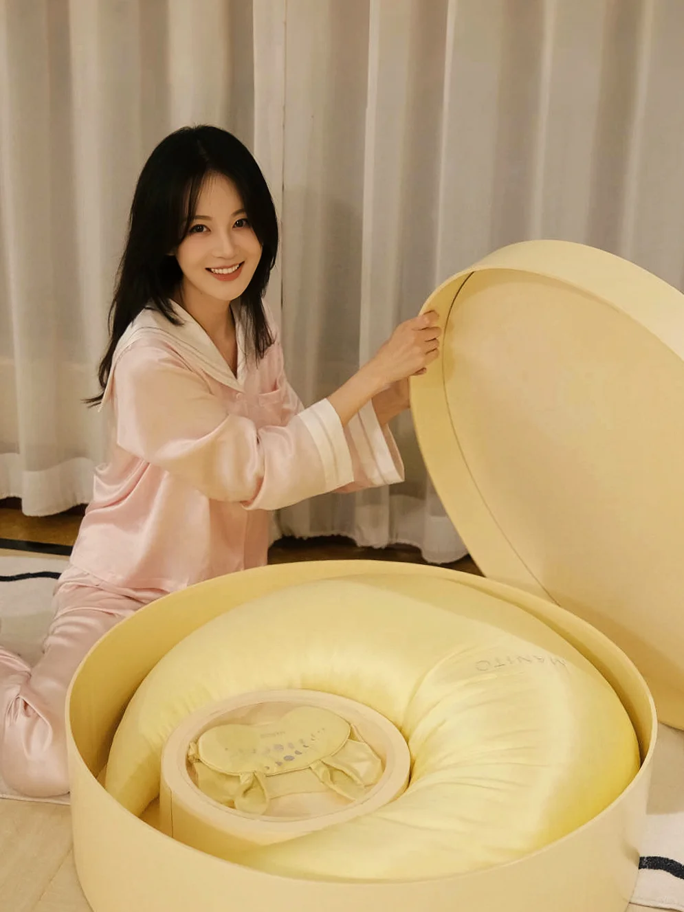 拥抱月亮🌙做个甜甜的梦吧