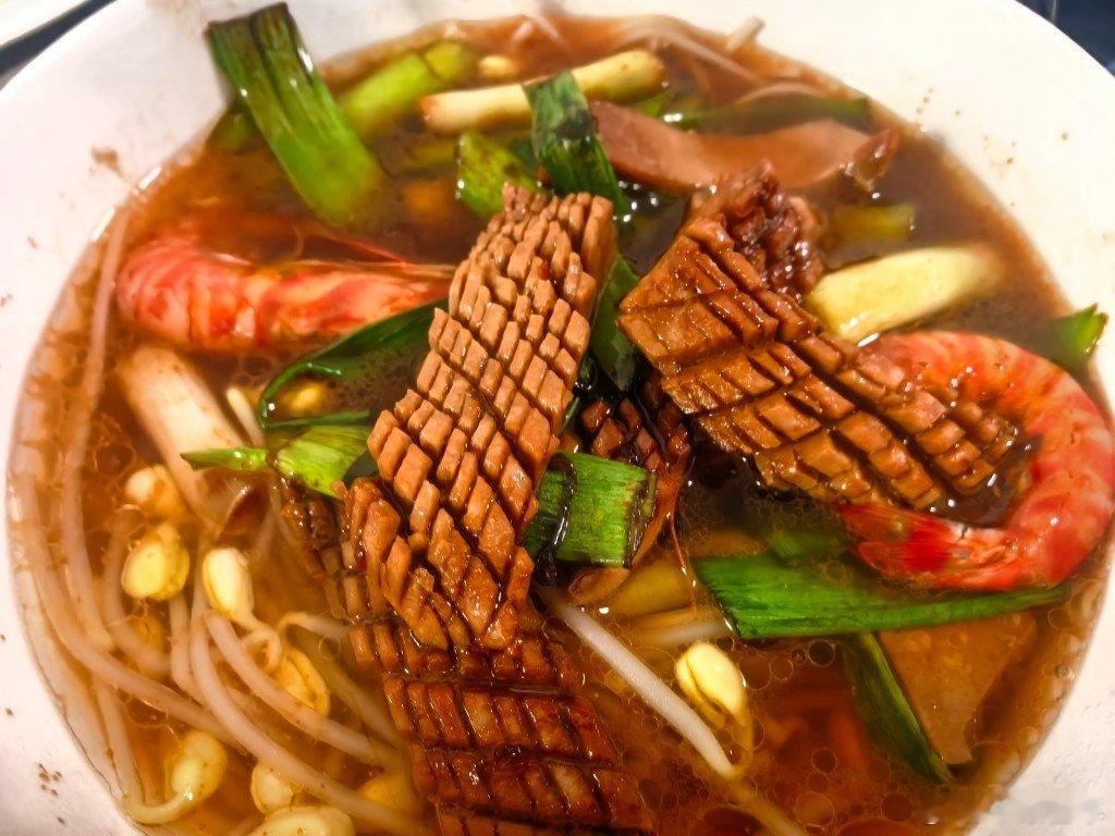 自己现炒浇头，下了一碗面 