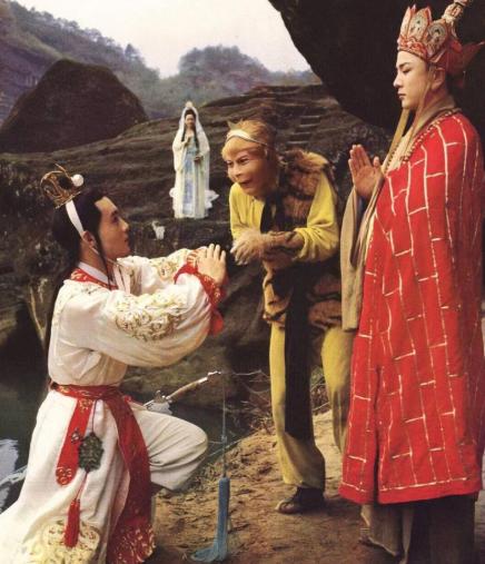 唐僧收白龙马在先，收猪八戒在后，为何白龙马叫猪八戒为“师兄”呢？
白龙马在取经团