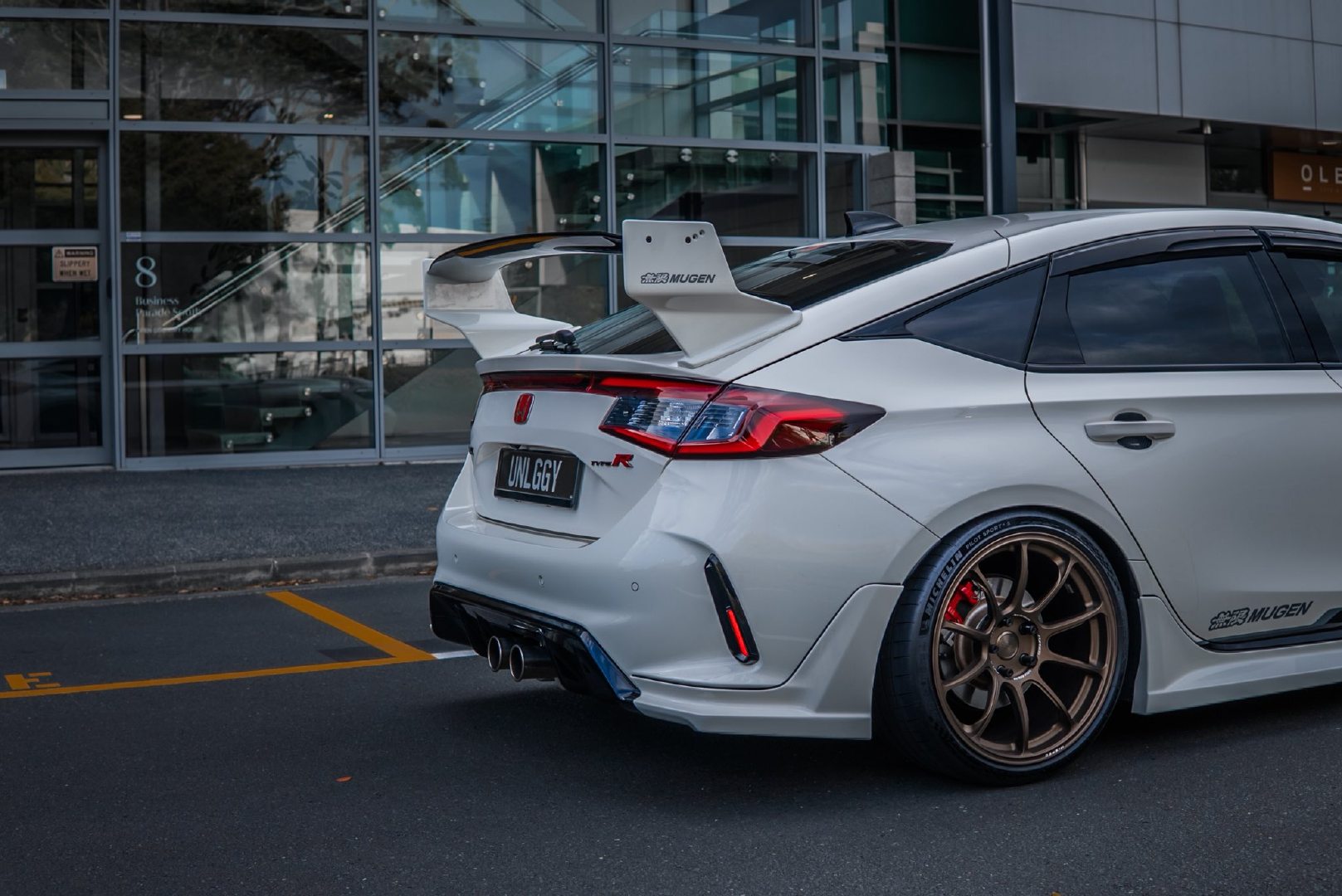 本田思域TypeR FL5 VTEC