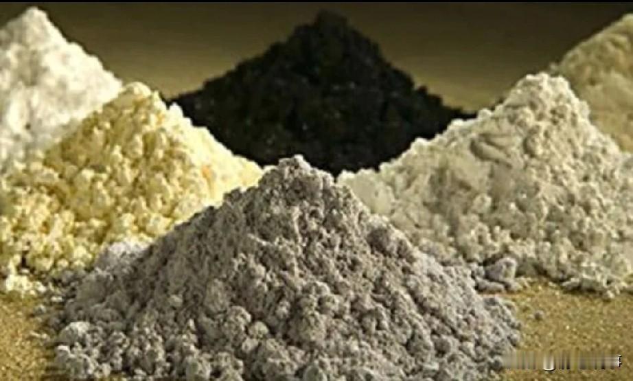 1月6日，商务部发布2026年第1号公告，即日起禁止所有两用物项向日本军事用户、