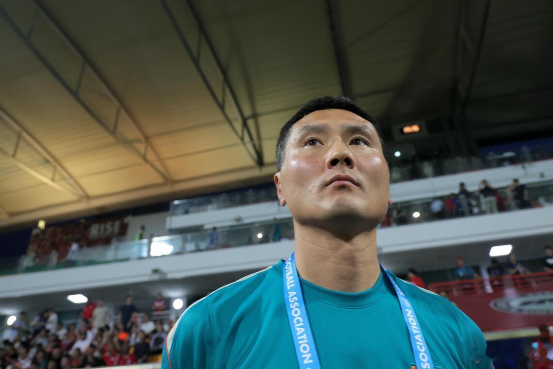 国足亚洲杯国足 国足赢球排名反超泰国 换人后控制力下降中国男足国家队时隔两年之后