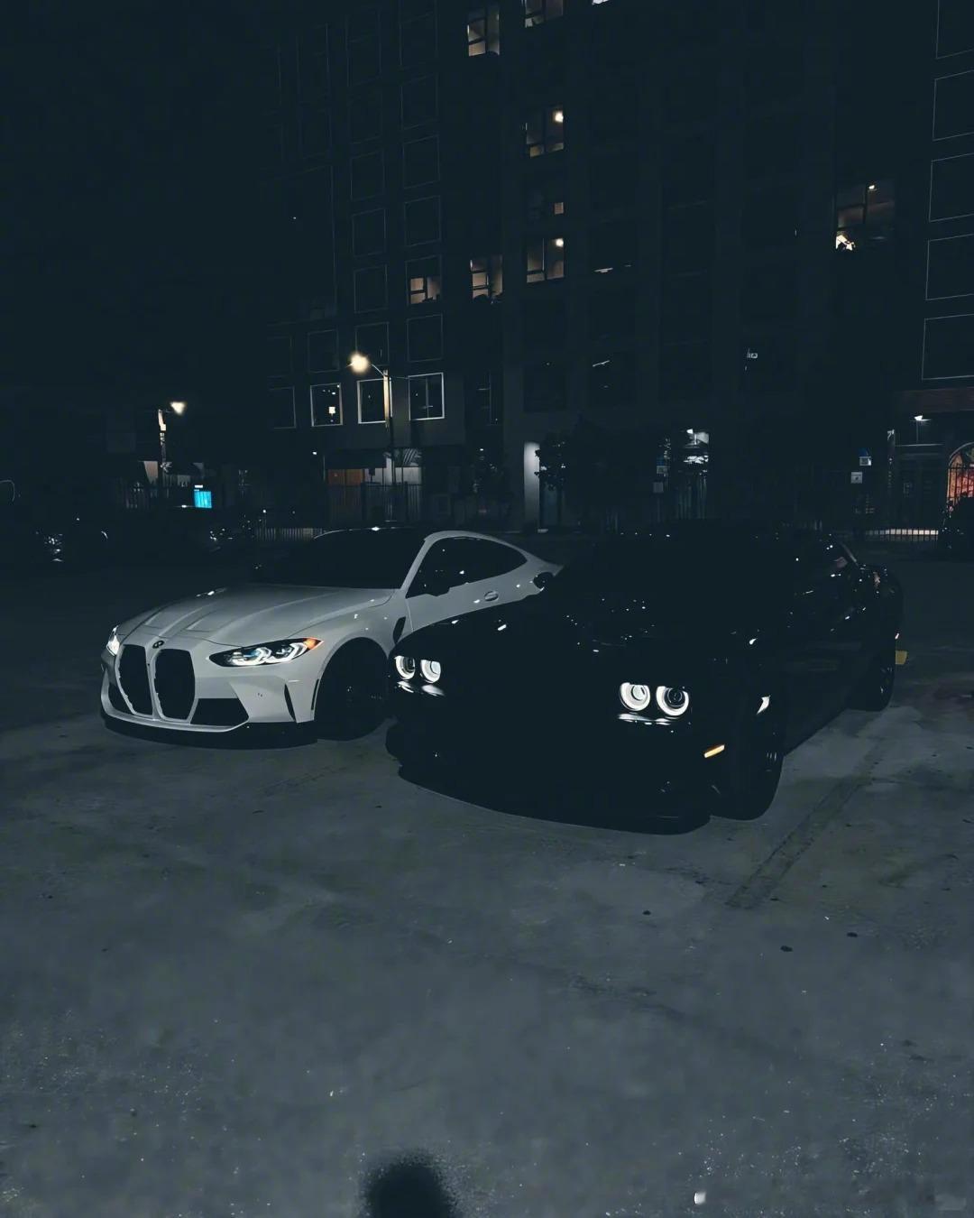 hi，bro，咱俩谁帅啊？ ​​​