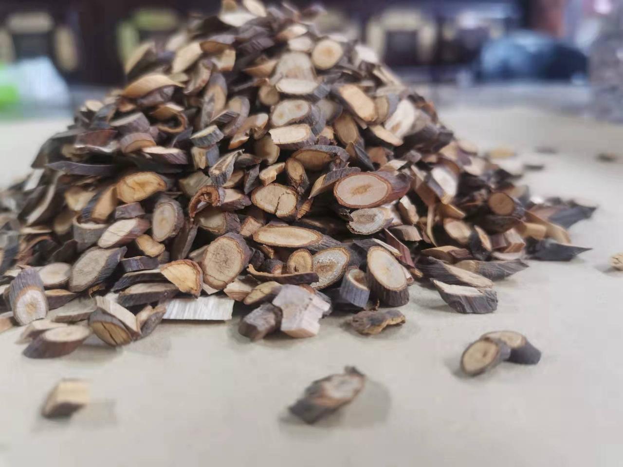 一位中医世家和我说：气血不足手就麻。我从不信到佩服五体投地，应用到临床上帮助上百