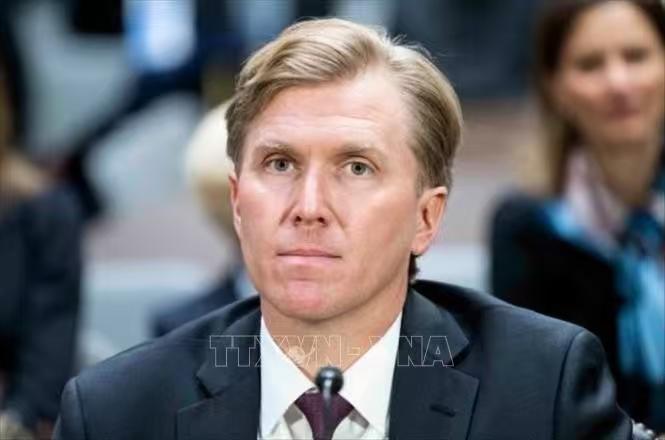 几个意思？柬埔寨国防大臣狄西哈与美国战争部副部长科尔比在上周末会谈中，确定了一些