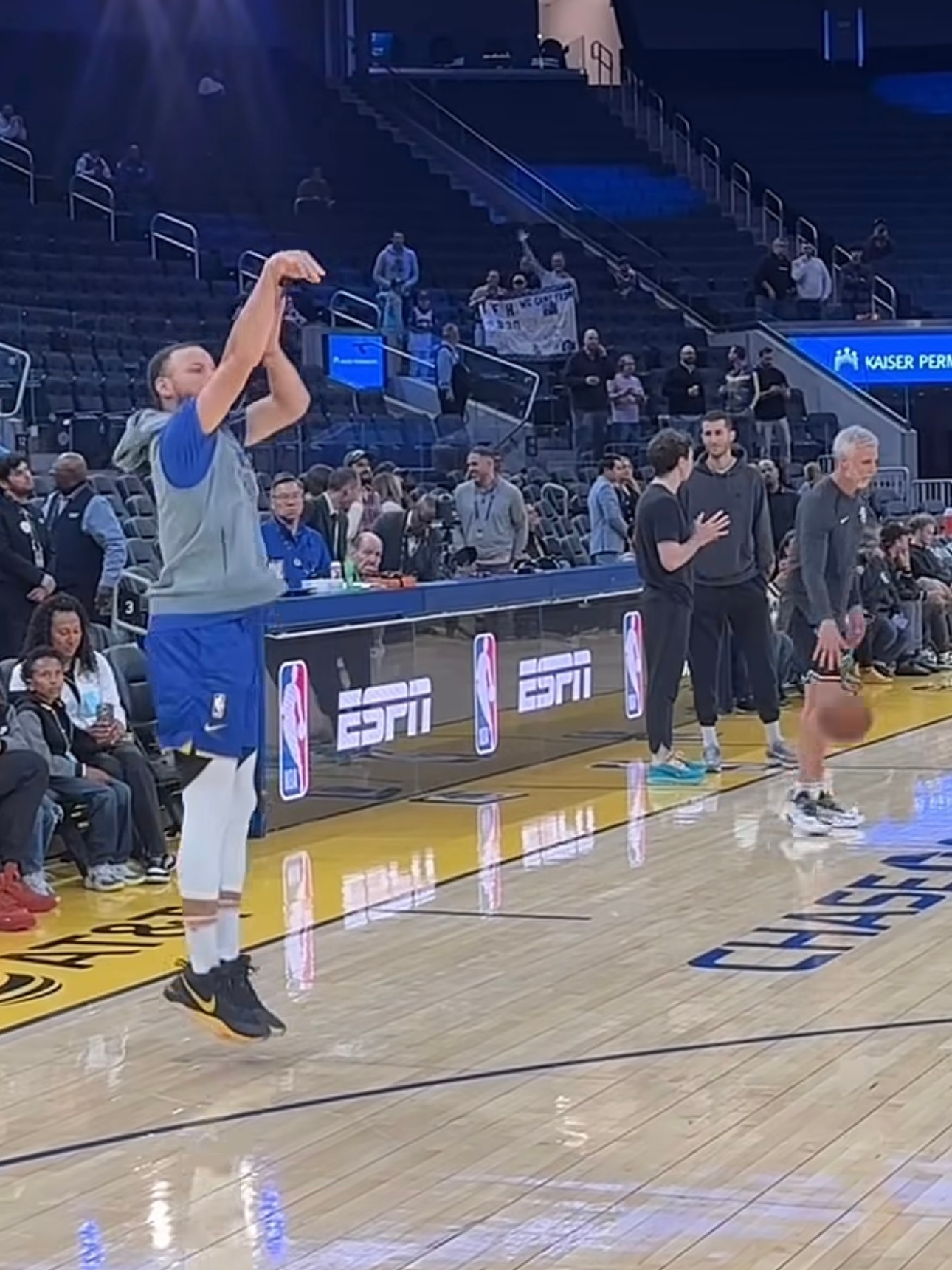 Zoom Rev 17 PE致敬追梦入场穿了自己的Curry 88好久不见Cur