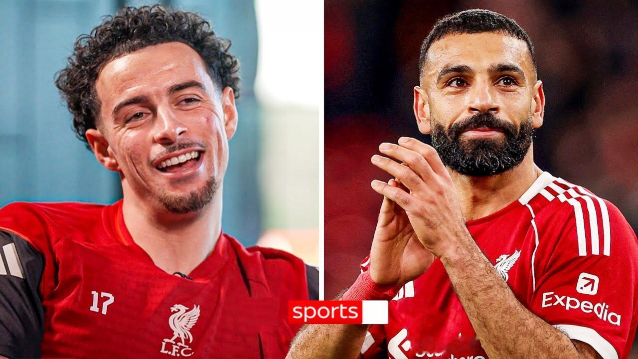 利物浦中场琼斯在接受专访时谈到了此前陷入采访风波的萨拉赫。
萨拉赫已经向全队进行