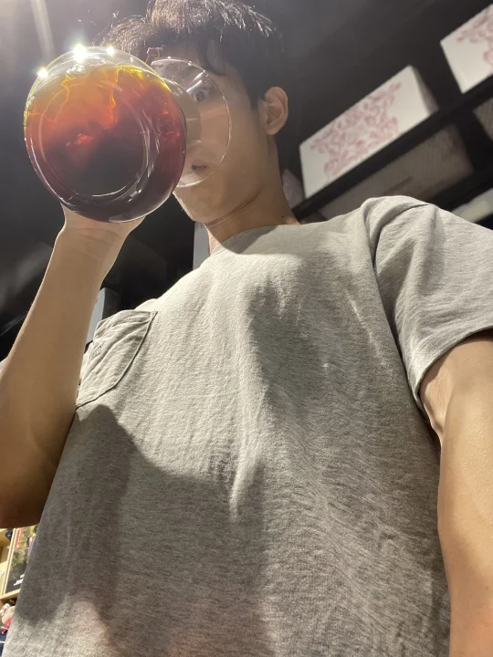 看我喝到了什么好东西