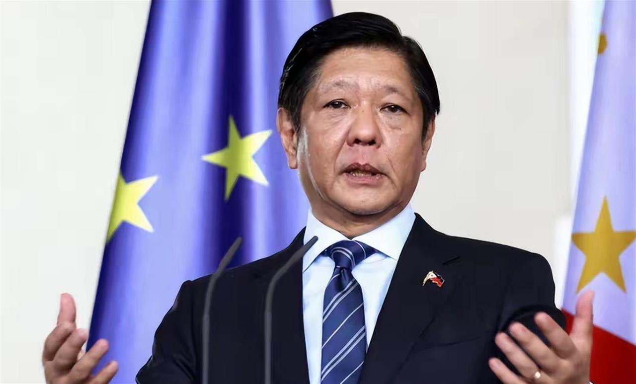 9 名议员联名要求把中国大使赶走，按常情本该是双边关系的一场地震，可马科斯政府连